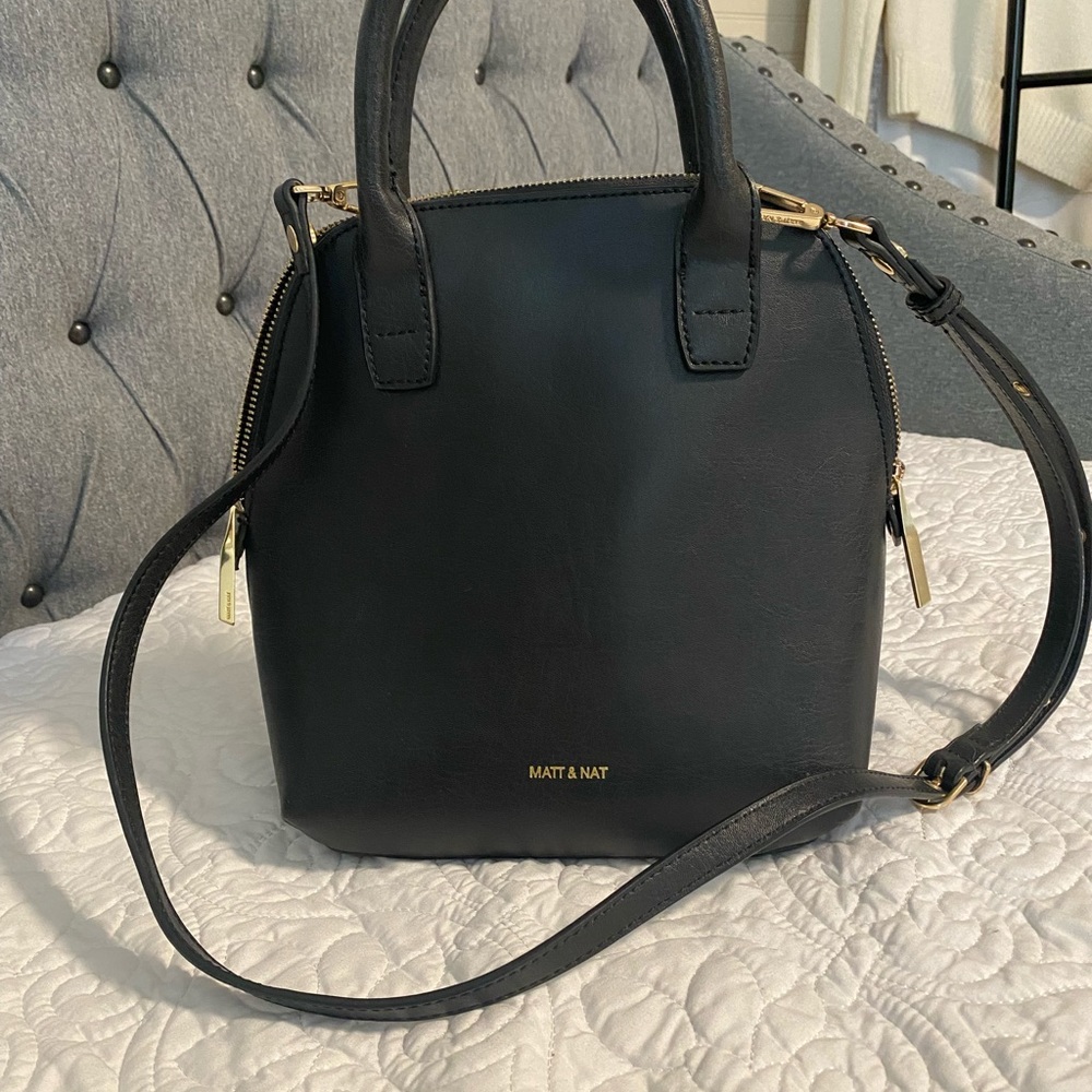 Matt and Nat Crossbody/Satchel.